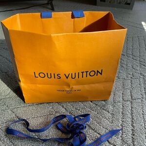 Louis Vuitton gift bag with ribbon